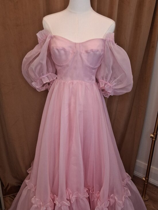 Selkie Dresses & Skirts - Pink Off Shoulder Ritz Chiffon Ball Gown Size M